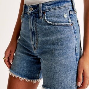 Abercrombie & Fitch High Rise Dad Short